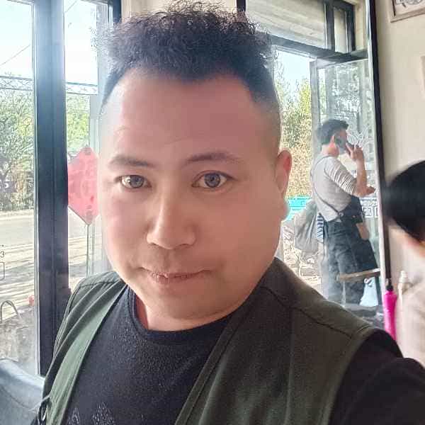 35岁岁山东单身帅哥 - 宁波吉缘网