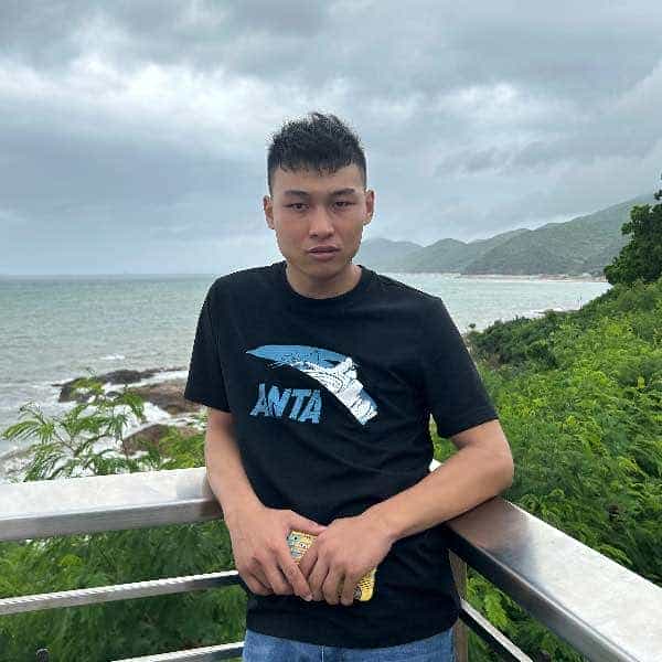 28岁岁山东单身帅哥 - 宁波吉缘网